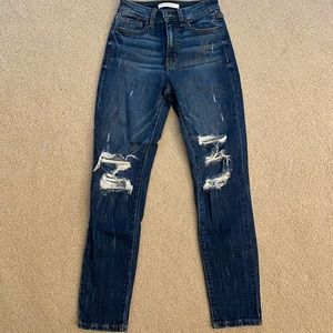 High rise ankle distressed mom Jean.